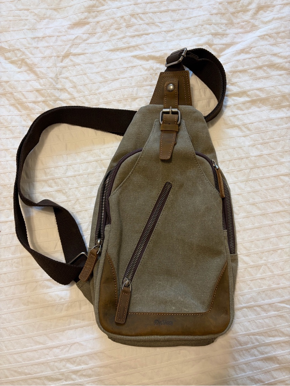 DaVan - Canvas Sling Bag